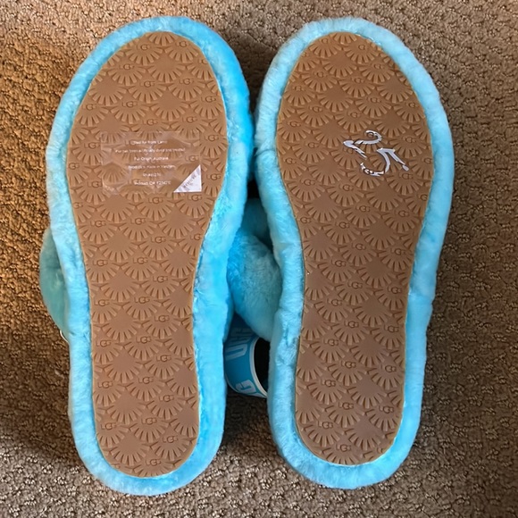 COPY - UGG Fluff Yeah Slides - BLUE SLIPPERS WITH STRAPS - Picture 4 of 5
